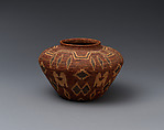 Basket jar, Mary Winkle (Panamint Shoshone, 1876–1940), Willow and sumac shoots, Joshua tree root, and dyed juncus stems, Panamint Shoshone, Native American