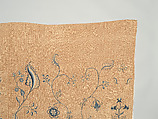 Bedcover with appliqued crewel embroidery motifs, Member of the Cabot family (American (Massachusetts), 18th century), Linen, embroidered with wool and silk, American