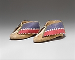 Pair of Moccasins, Native-tanned skin, sinew, thread, silk, glass, Wyandot or Shawnee