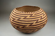 Plain-twined bowl, Willow shoot foundation, sedge root weft, and redbud shoot weft, Pomo artist (Northern California)