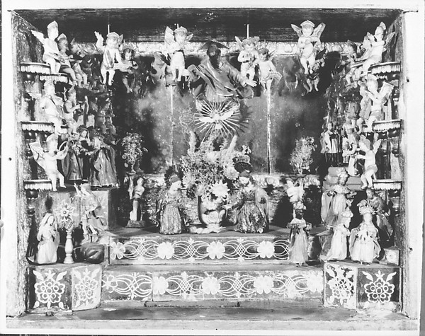 Box for crèche figures