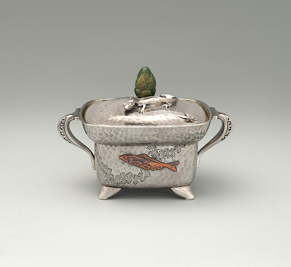 Sugar bowl