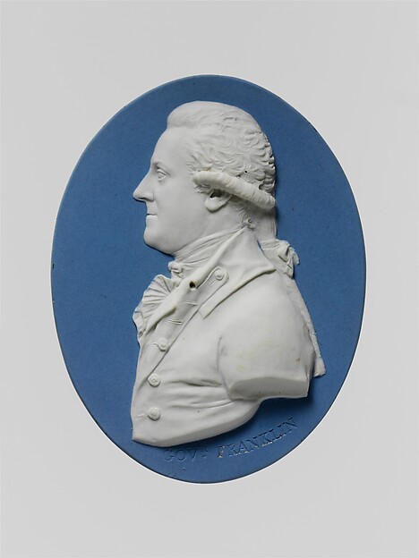 Cameo Medallion