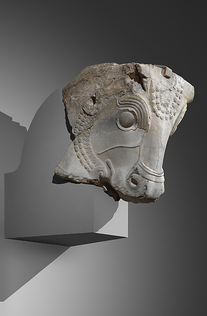 Bull's head from column capital 18.5 in. (46.99 cm)