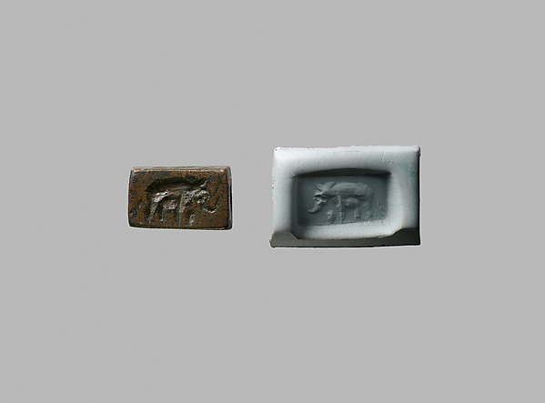 Stamp seal 0.95 x 0.7 in. (2.41 x 1.78 cm)