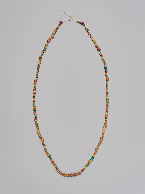 Necklace of beads 0.43 in. (1.09 cm)