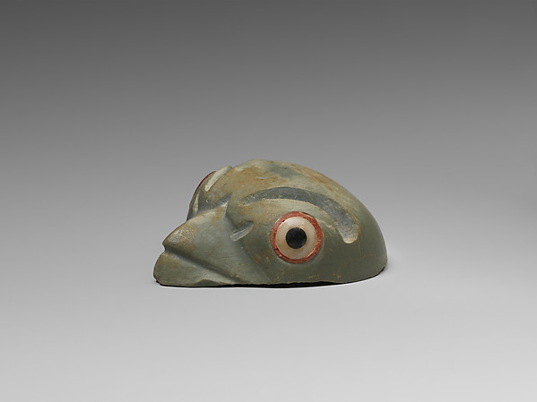 Bird head figure