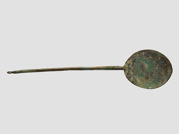 Cosmetic spoon pendant