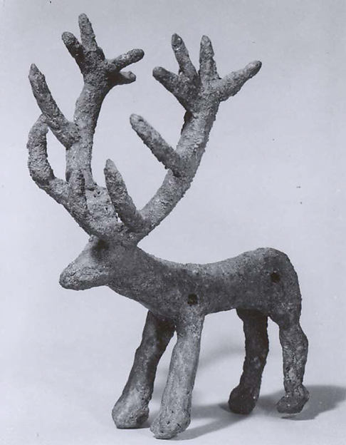 Stag figure 3.94 x 2.76 in. (10.01 x 7.01 cm)