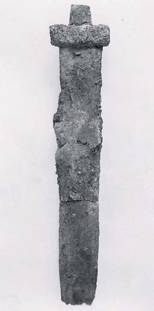 Dagger 0.83 x 1.61 x 5.71 in. (2.11 x 4.09 x 14.5 cm)
