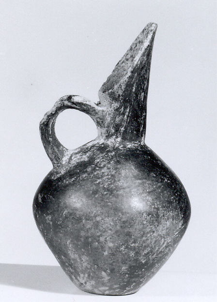 Spouted jar