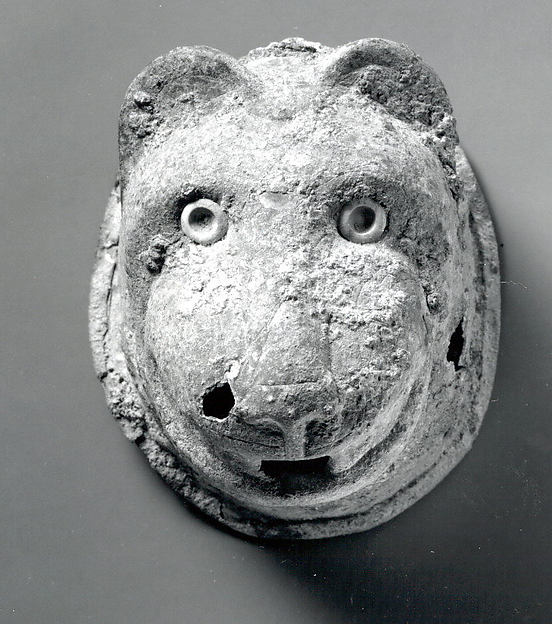 Head of a lion H. 3 15/16 x W. 3 1/4 in. (10 x 8.2 cm)