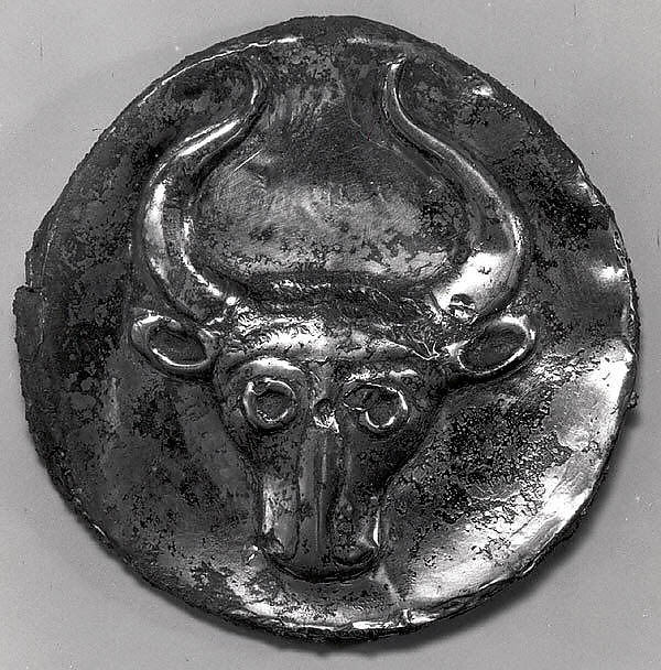 Plaque or lid with a bull's head 0.16 x 2.64 in. (0.41 x 6.71 cm)