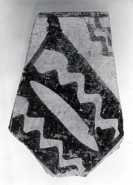 Vessel fragment with painted decoration 3.62 x 2.64 in. (9.19 x 6.71 cm)