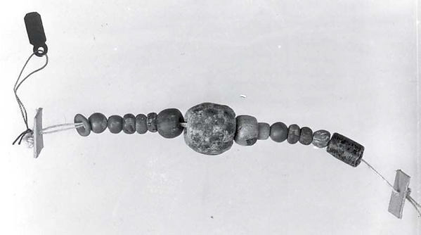 Beads L. 8.4 cm x Diam. 1.5 cm x H. 1.4 cm