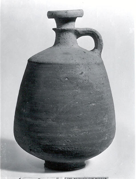 Water jug 9.12 in. (23.16 cm)