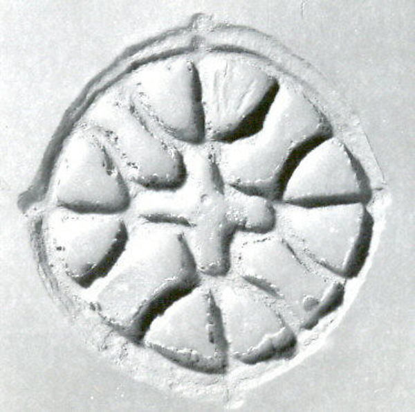 Compartmented stamp seal 0.18 in. (0.46 cm)