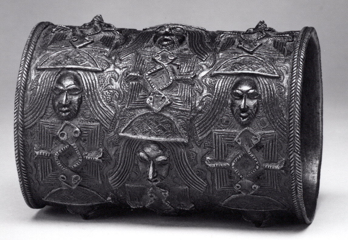 Bracelet: Portuguese Heads And Mudfish 