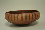 Orangeware Bowl with Fish Design, Ceramic, Paracas
