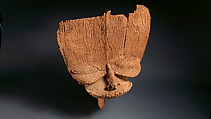 Tsesah crest, Grassfields artist, Wood, Bamileke