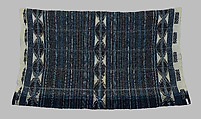 Elégẹ̀gẹ̀ dúdú (woman’s prestige wrapper with dark band), Obamadesara (Nigerian, died 1956, Owo), Cotton (both hand- and machine-spun), dye, Yoruba peoples