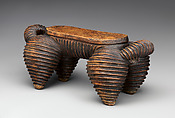 Zoomorphic headrest, Circle of “Unobadula”(?), Wood, Nguni peoples