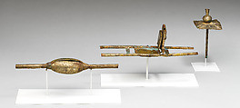 Miniature funerary bundle, Chimú or Chancay artist(s), Gilded silver, Chimú or Chancay