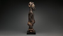 Singiti (commemorative portrait of a chief), Hemba artist, Wood, pigment, Hemba