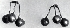 Ornament with three balls, Gold, Colombia