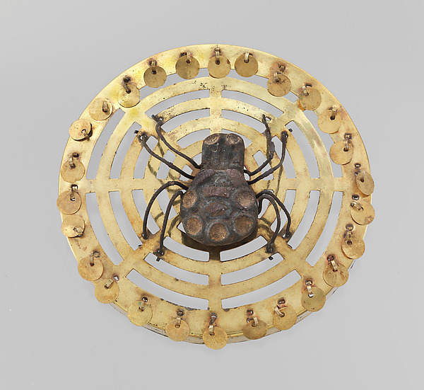 Earflare with spider