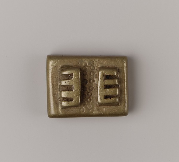 Geometric gold weight