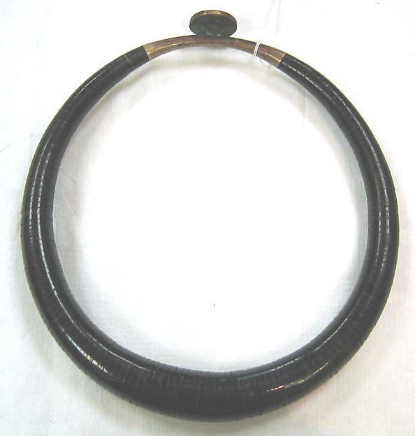 Neck torc