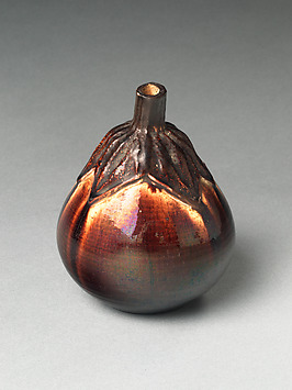 Kondō Yutaka - Vessel with Impressed Cherry Blossoms - Japan