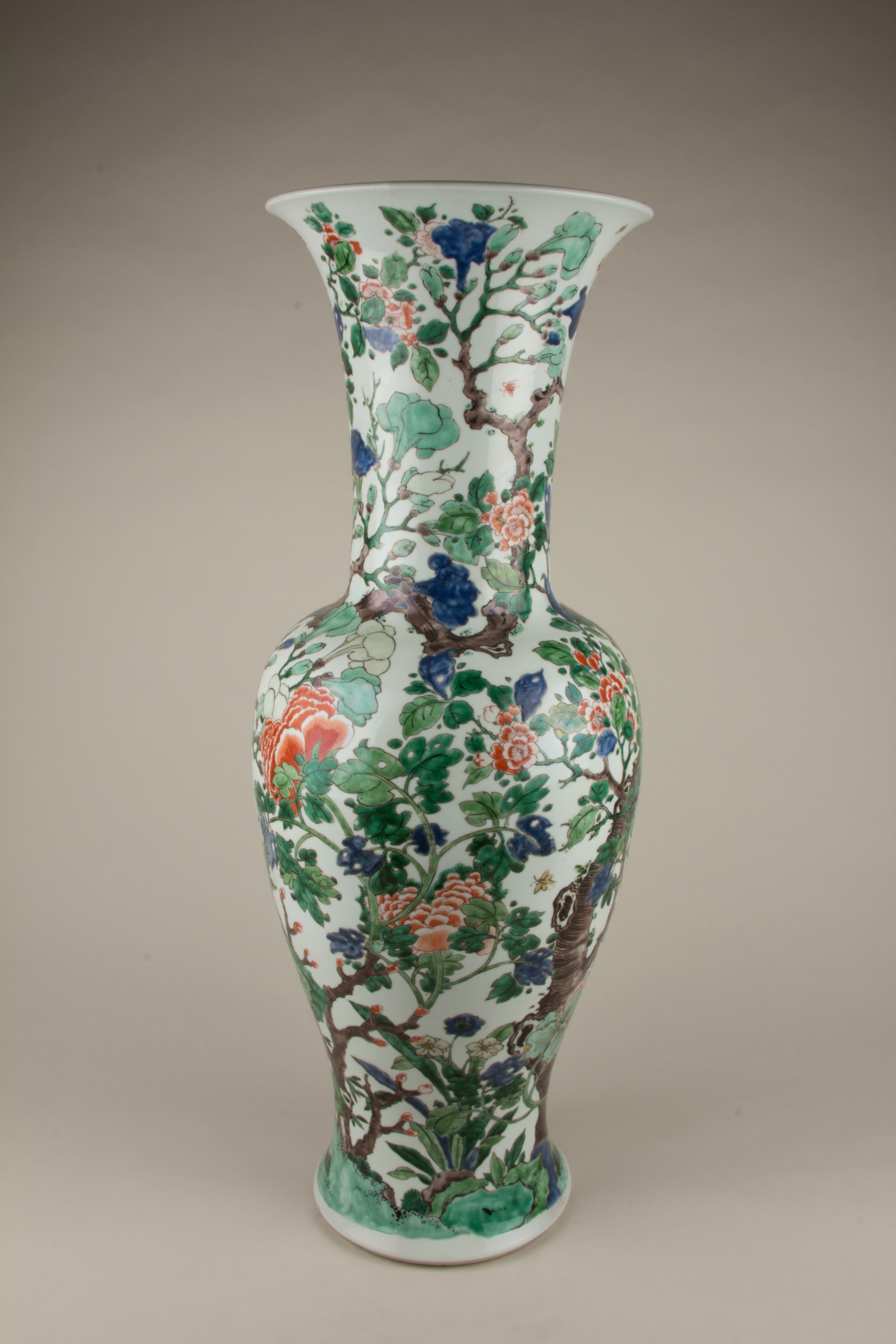 Vase with birds and flowers | China | Qing dynasty (1644–1911), Kangxi ...