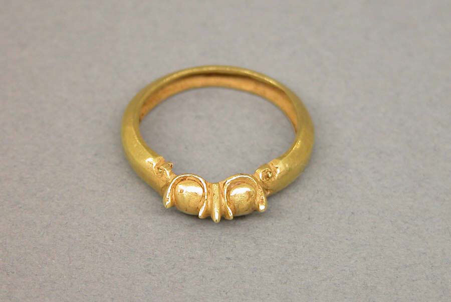 Ring with Double Vegetal Motifs | Indonesia (Java) | Central Javanese ...