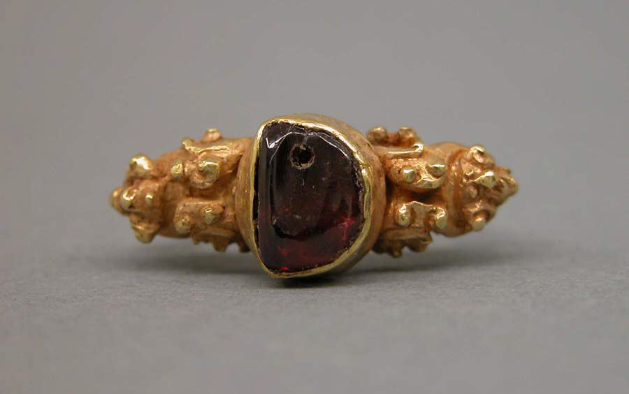 Stirrup-shaped Ring with Red Stone | Indonesia (Java) | Central ...