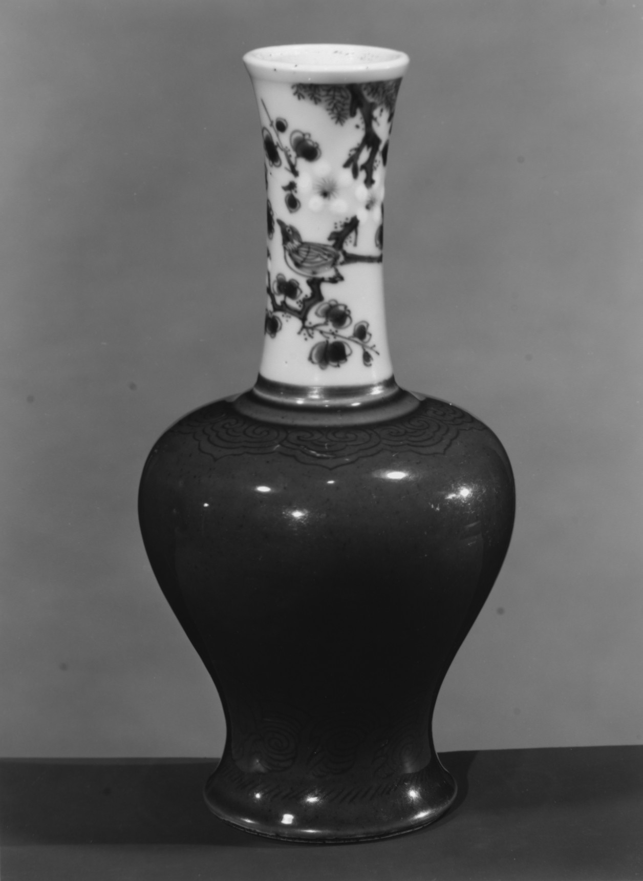 Vase China Qing dynasty (16441911), Kangxi period (16621722