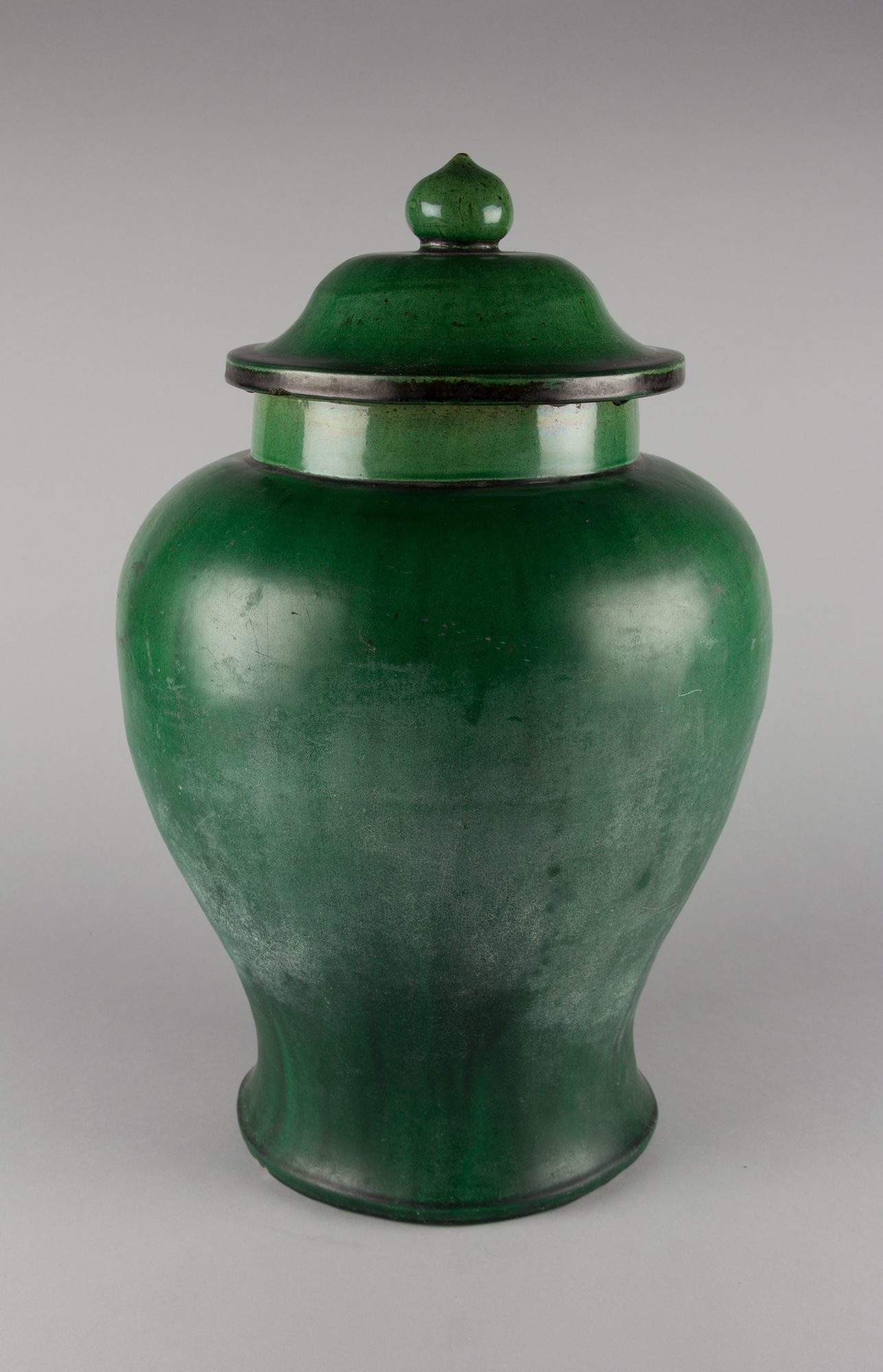 Covered jar | China | Ming dynasty (1368–1644) | The Metropolitan ...