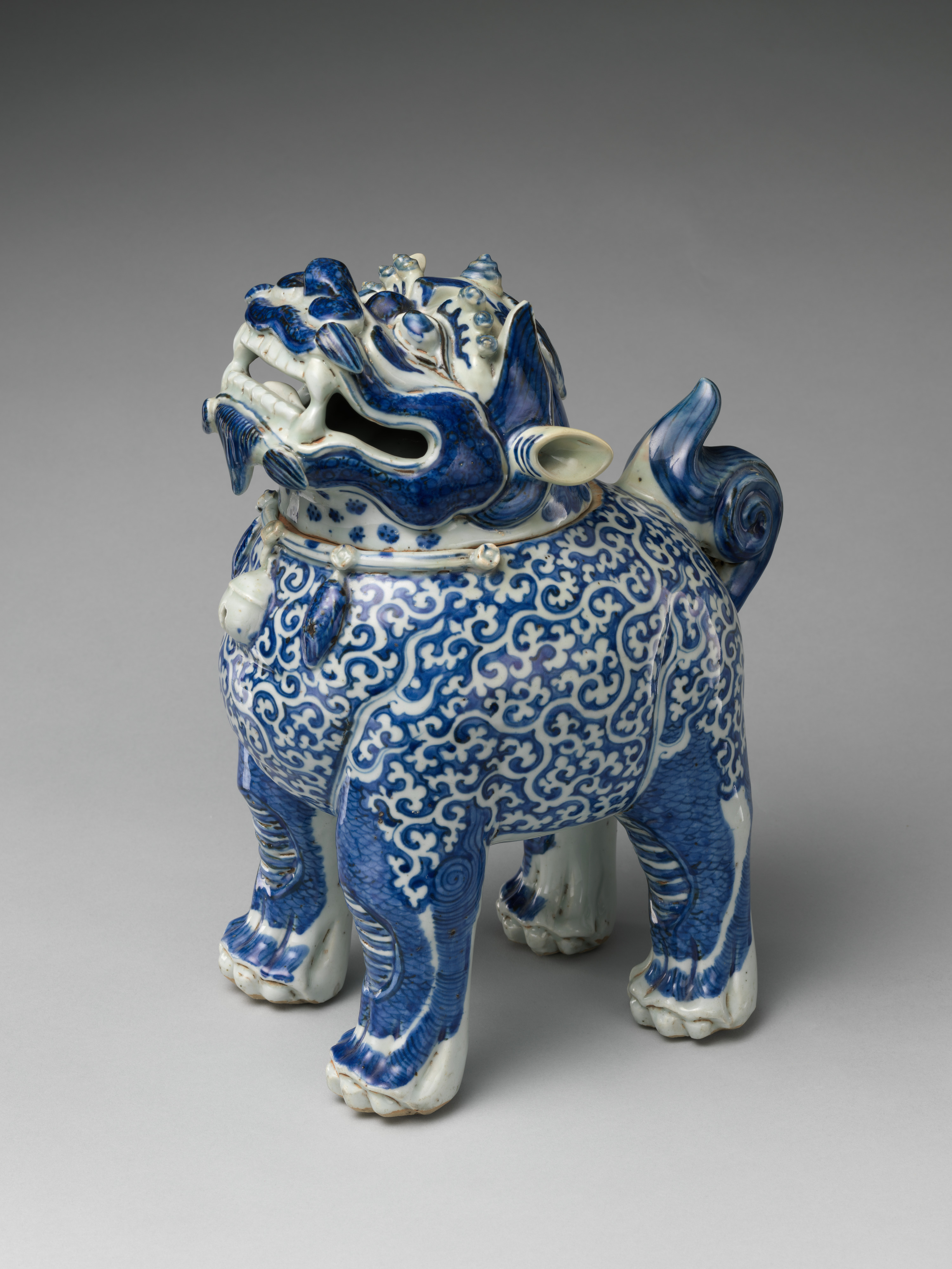 Censer in the form of a mythical beast | China | Ming dynasty (1368–1644) |  The Metropolitan Museum of Art