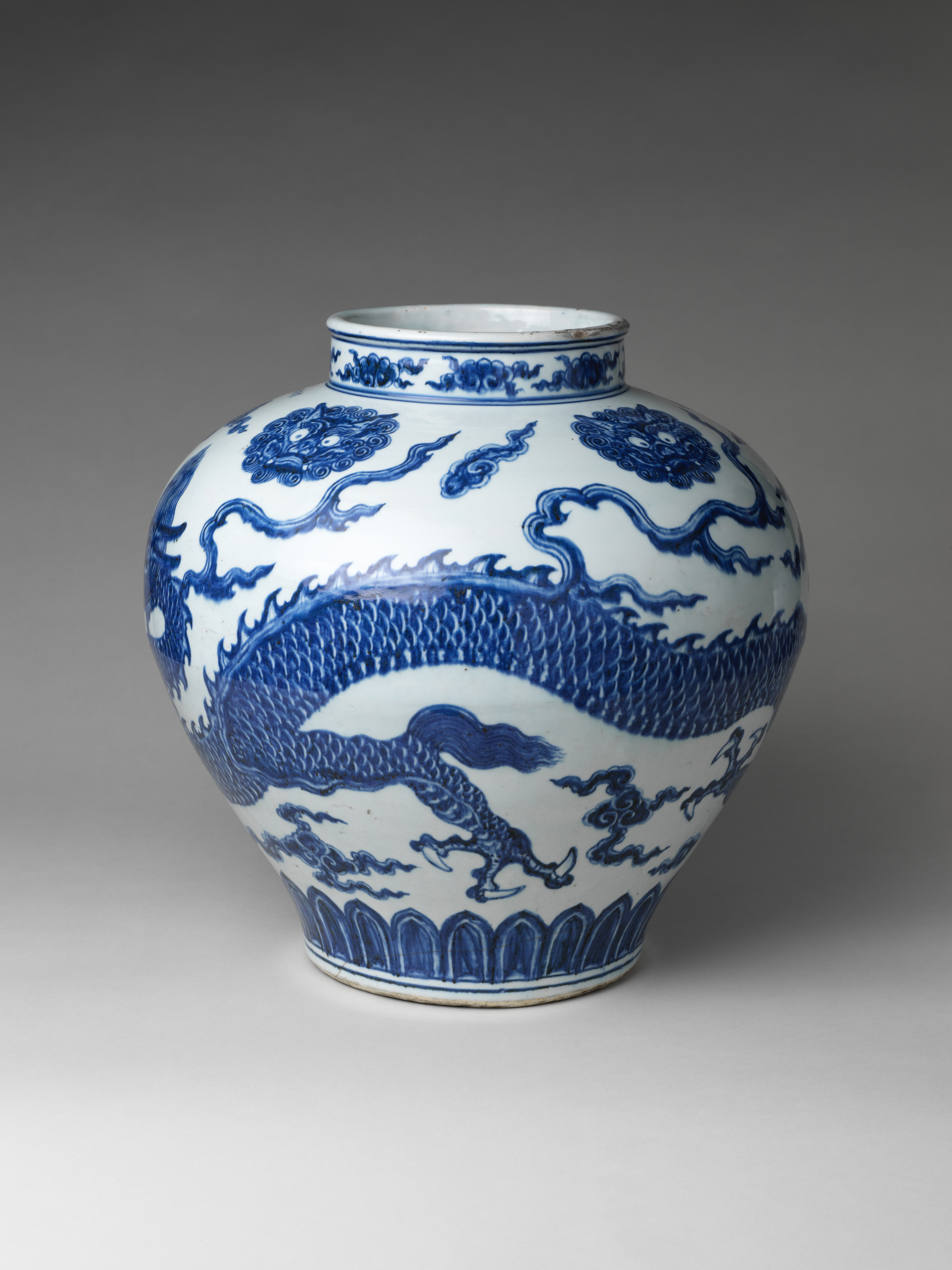 Jar with dragon | China | Ming dynasty (1368–1644), Xuande mark