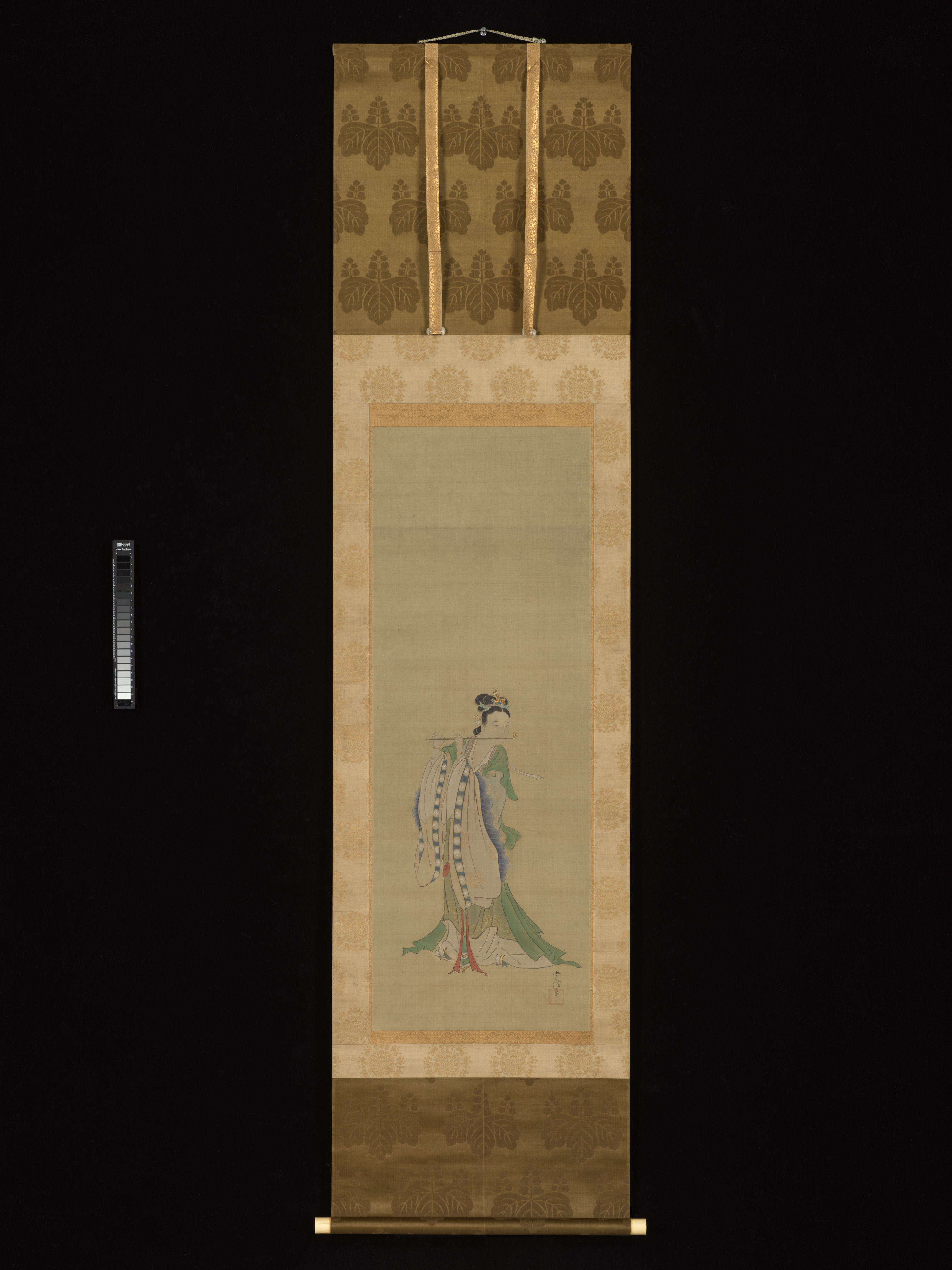Kano Tsunenobu - Yang Guifei Playing a Flute - Japan - Edo period