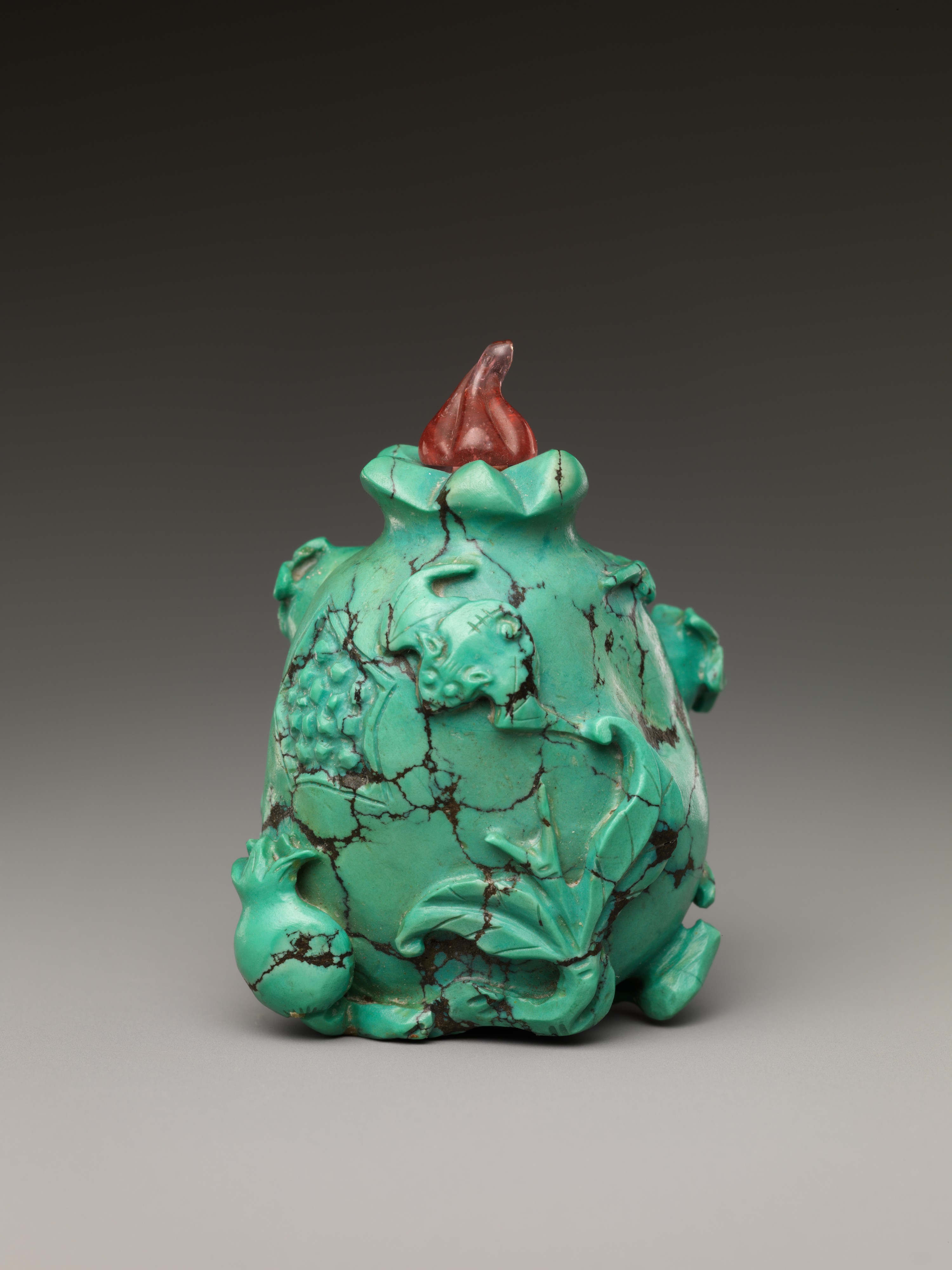 Snuff bottle with pomegranates and bat | China | Qing ...