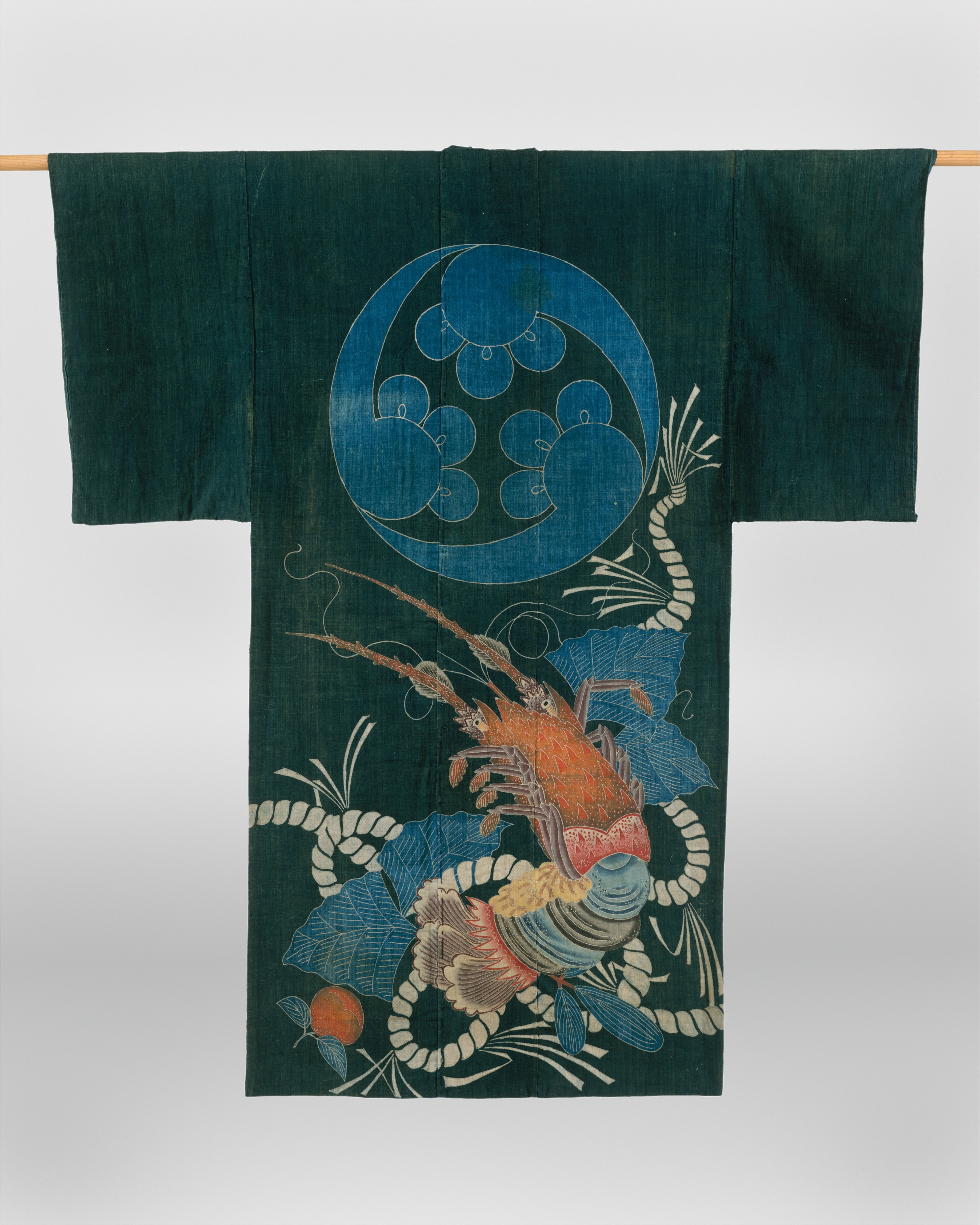 Kimono-Shaped Coverlet (Yogi) with Lobster and Crest | Japan | Meiji period  (1868–1912) | The Metropolitan Museum of Art