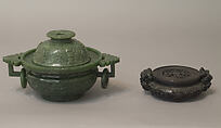 Incense burner with cover, Nephrite, spinach-green, translucent and bright, China