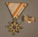 Insignia and Button, White triangular ribbon with yellow stripes, Japan