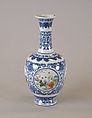 Vase, Porcelain painted in underglaze blue and overglaze famille verte enamels, China