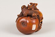 Netsuke of Gourd and Mice, Wood, Japan