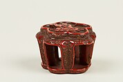 Netsuke of Miniature Stand, Red lacquer, Japan