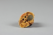 Netsuke of Girl at her Toilet, Ivory, Japan