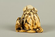 Netsuke of Lion and Cubs, Ivory, Japan